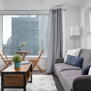 Downtown 10 Apartment